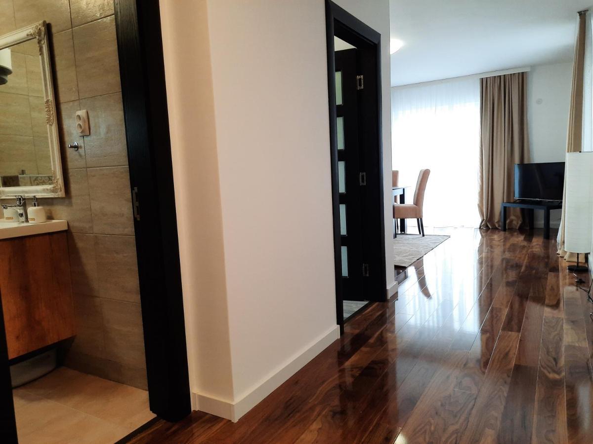 Divizija Lux Apartments Belgrado Buitenkant foto