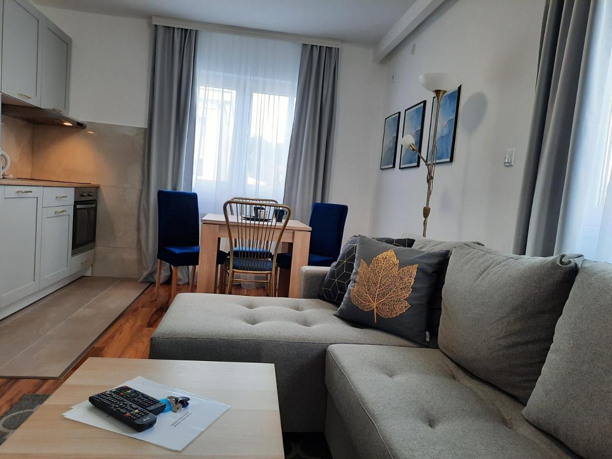 Divizija Lux Apartments Belgrado Buitenkant foto