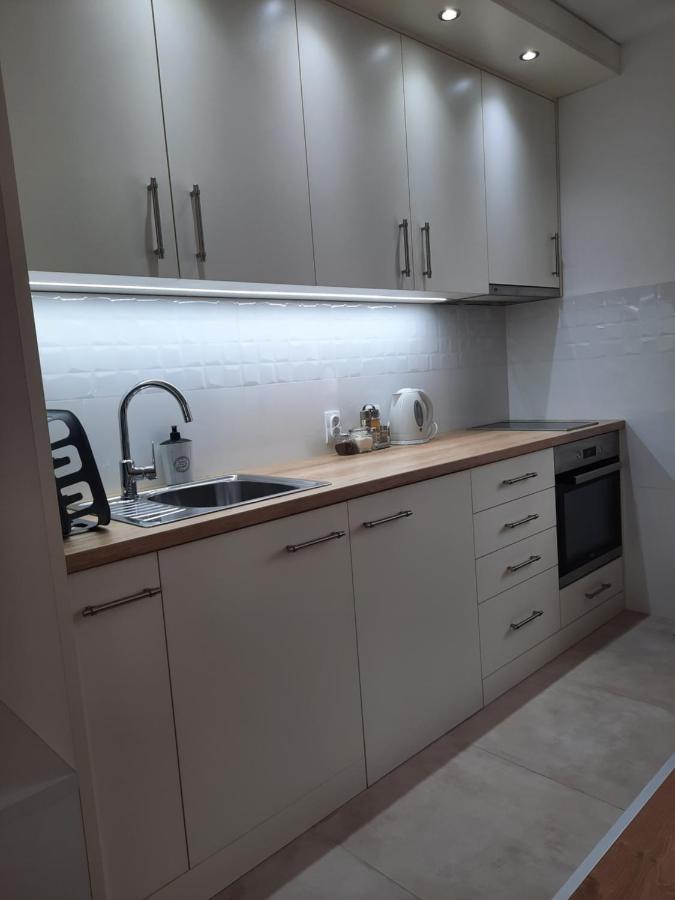 Divizija Lux Apartments Belgrado Buitenkant foto