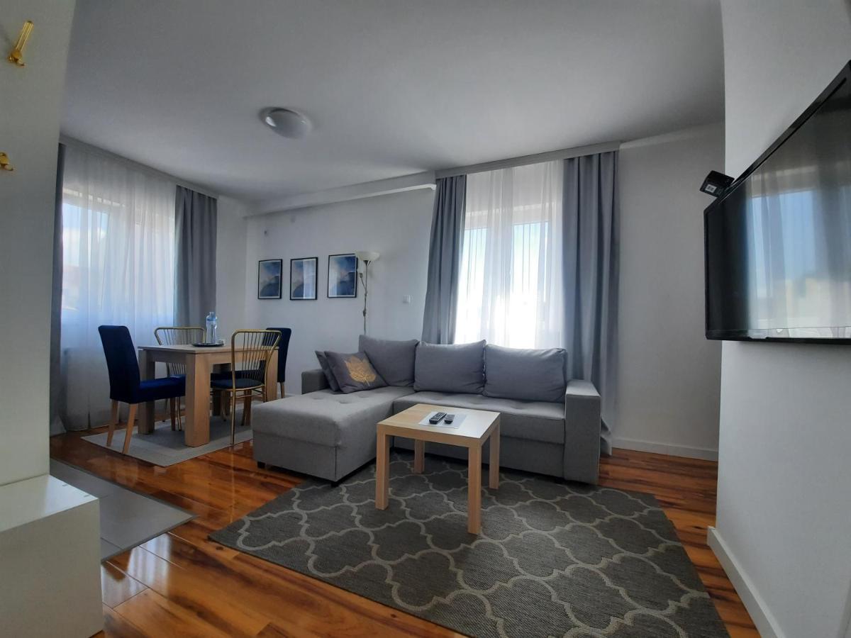 Divizija Lux Apartments Belgrado Buitenkant foto